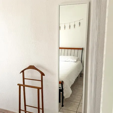 Apartment Coquet Avec Le Terrasse Sur Le *